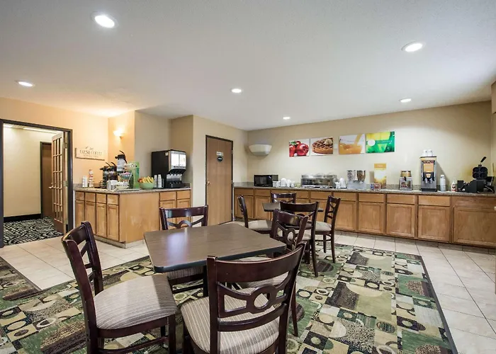 Quality Inn & Suites Menomonie