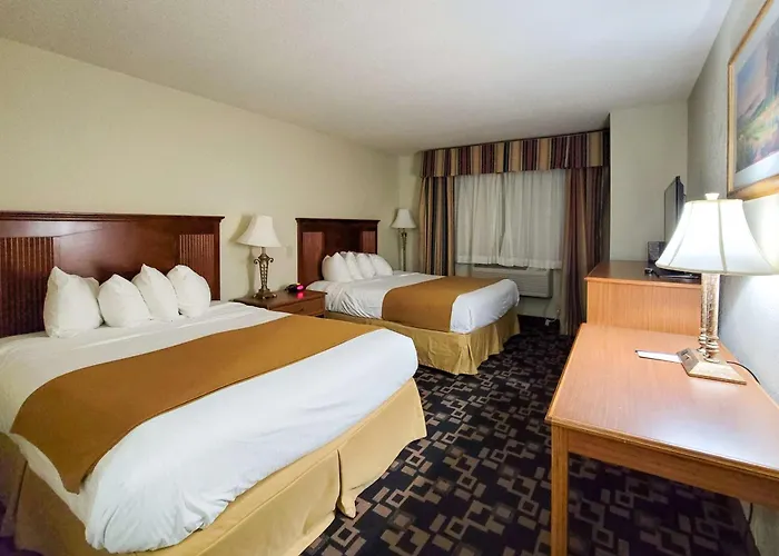 Comfort Inn & Suites Shakopee Downtown Area