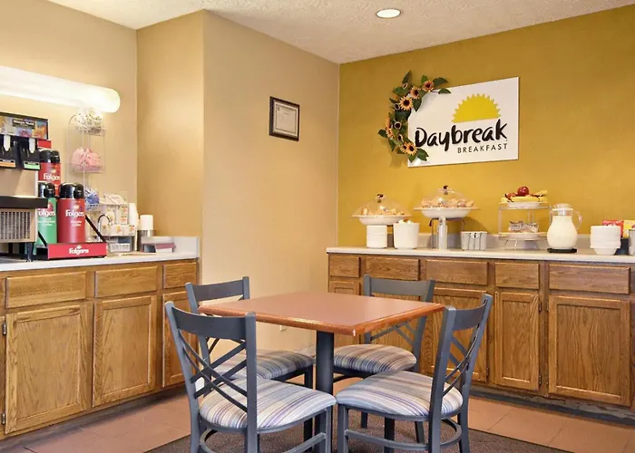 Days Inn By Wyndham Plainfield