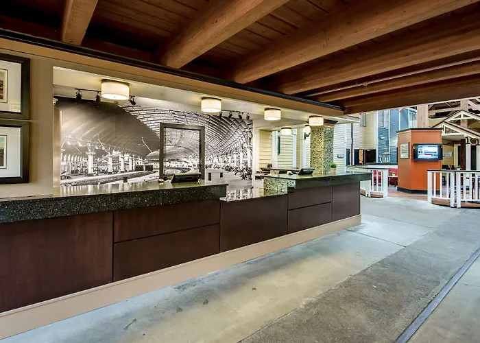 Best Western Plus Como Park Hotel