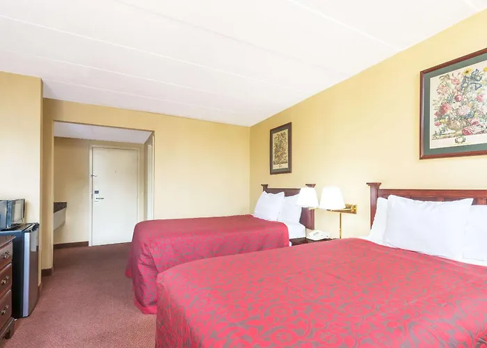 Days Inn By Wyndham Hagerstown I-70