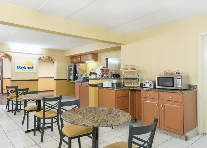 Days Inn By Wyndham Hagerstown I-70