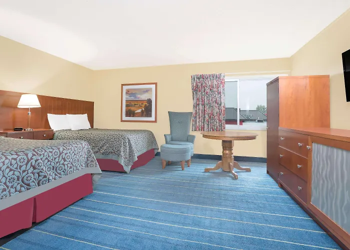 Days Inn By Wyndham Alexandria Mn