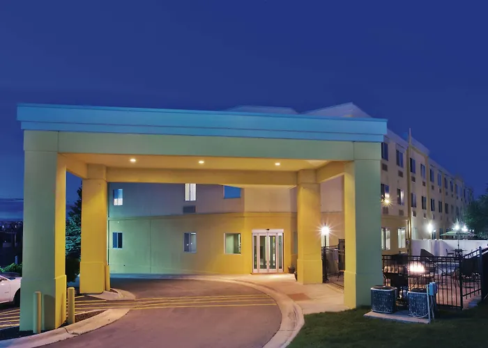 La Quinta By Wyndham Helena