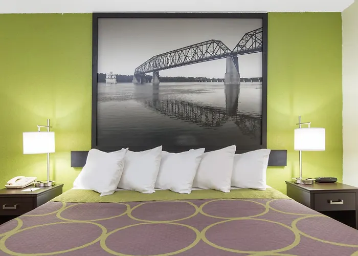 Super 8 By Wyndham Southaven