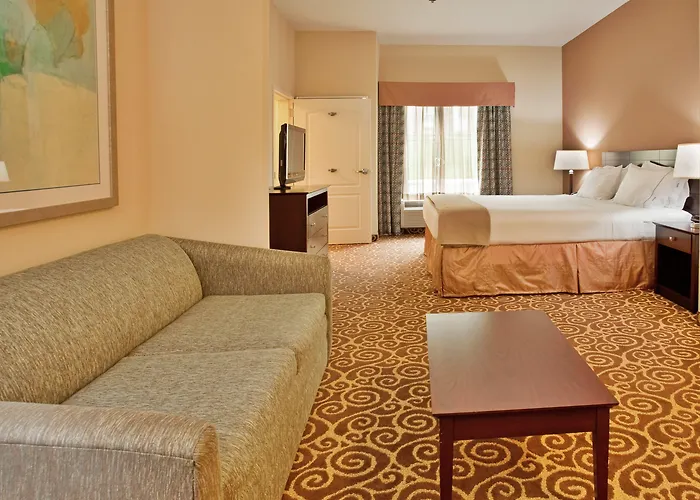 Holiday Inn Express Hotel & Suites Kansas City - Grandview By Ihg