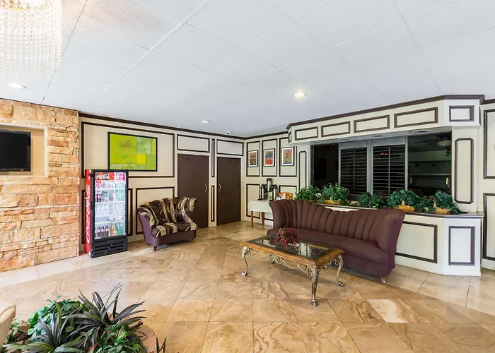 Econo Lodge Baytown