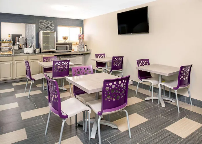 Days Inn By Wyndham Carthage