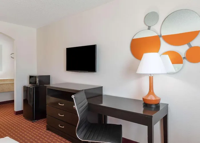 Howard Johnson By Wyndham Rock Hill