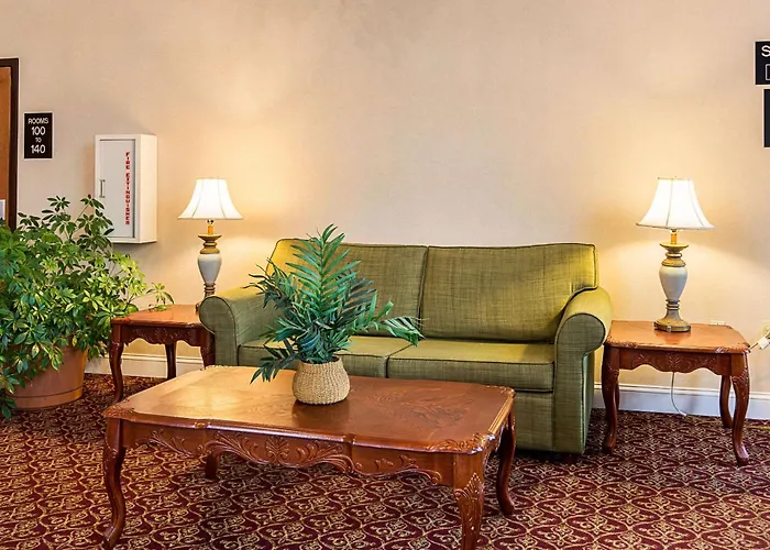 Econo Lodge Andrews Afb