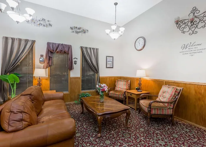 Super 8 By Wyndham Manhattan Ks