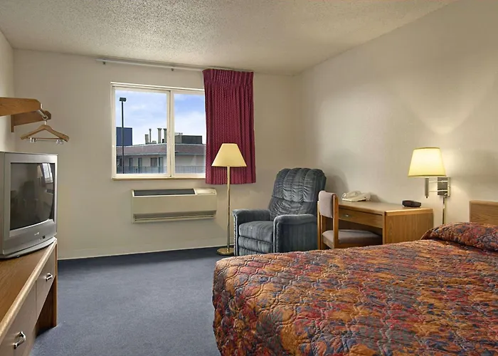Super 8 By Wyndham Pendleton