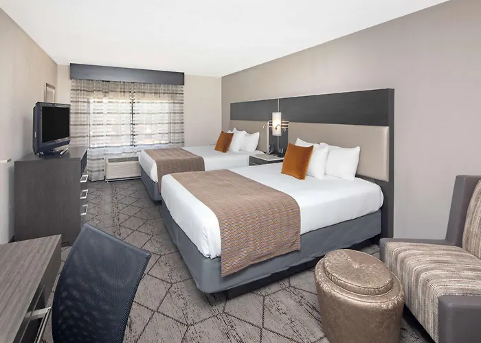 Wingate By Wyndham Greenville Airport