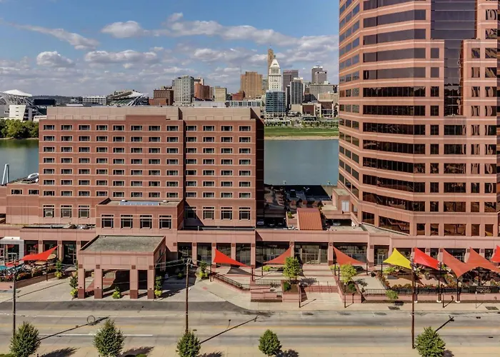 Embassy Suites Cincinnati - Rivercenter