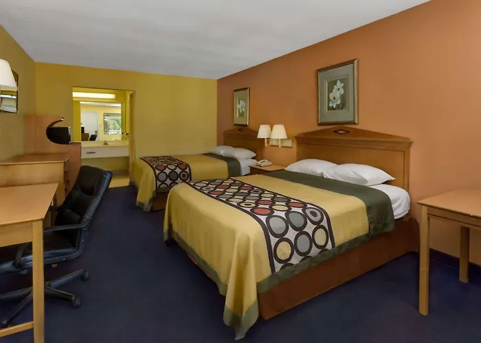 Super 8 By Wyndham Breaux Bridge