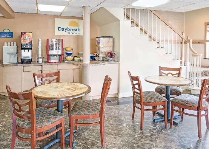 Days Inn By Wyndham Branford New Haven Conference Center
