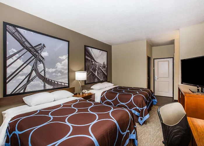 Super 8 By Wyndham Altoona