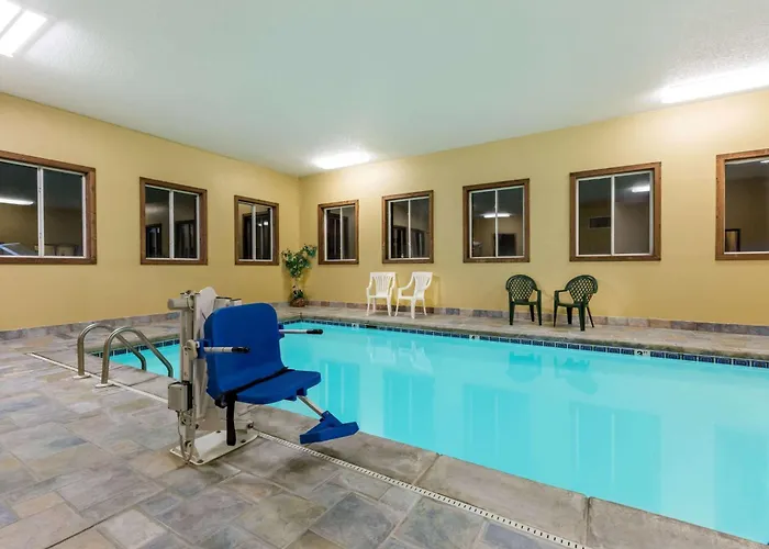 Western Inn & Suite Grinnell Iowa,