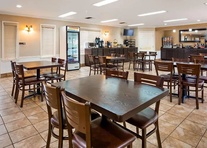 Best Western Lakewood- Historic Landmark