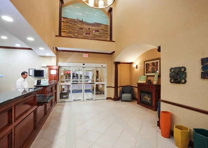 Holiday Inn Express Hotel & Suites Woodward Hwy 270 By Ihg