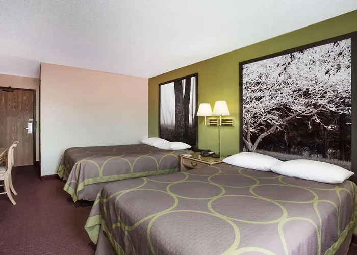 Super 8 By Wyndham Salem Va