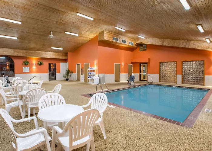 Super 8 By Wyndham Brookings