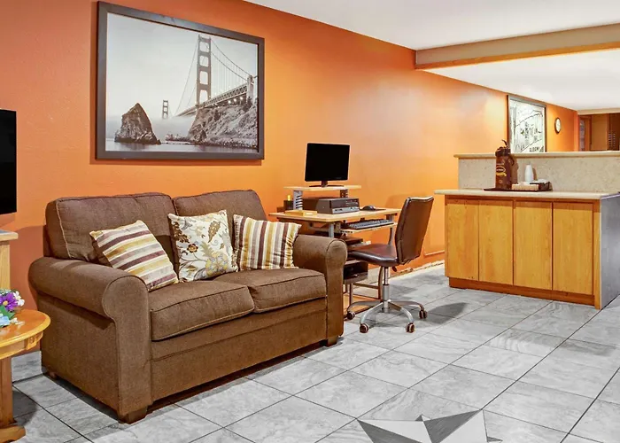 Super 8 By Wyndham Albany Corvallis