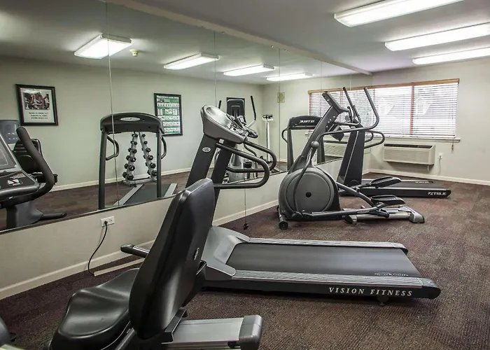 Quality Inn & Suites St Charles -West Chicago