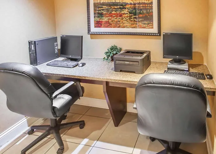 Quality Inn & Suites St Charles -West Chicago