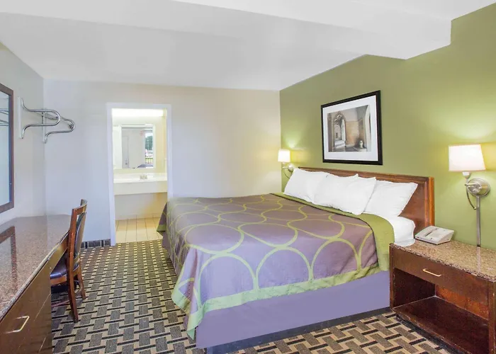 Super 8 By Wyndham Jasper