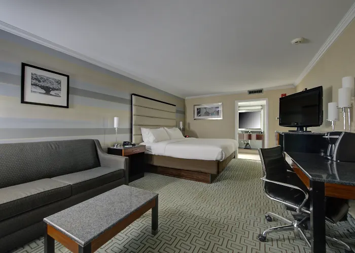Holiday Inn Plainview-Long Island By Ihg