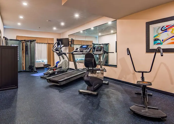 Best Western Plus - Wendover Inn