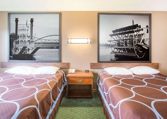 Super 8 By Wyndham Prairie Du Chien