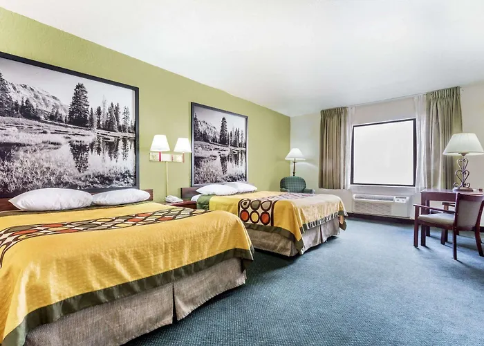 Super 8 By Wyndham Wendover