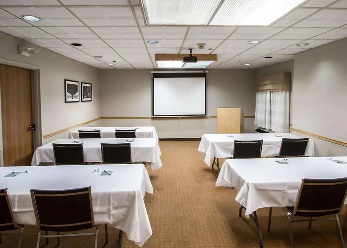 Sleep Inn & Suites Buffalo Airport