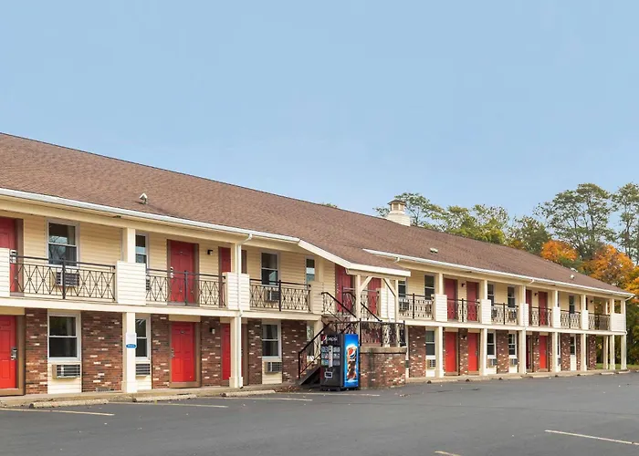Econo Lodge Sturbridge Route 20