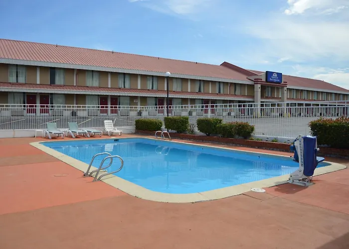 Americas Best Value Inn Tulsa I-44