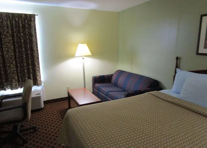 Super 8 By Wyndham Chattanooga East - Hamilton Place