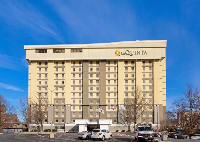 La Quinta By Wyndham Springfield