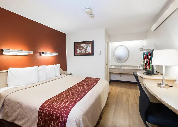 Red Roof Inn Boston - Southborough/Worcester
