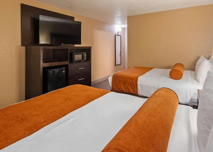 Best Western Crossroads Of The Bluffs