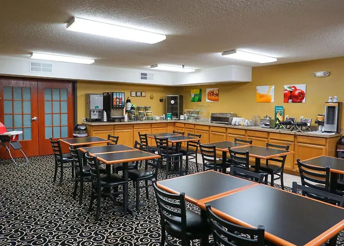 Quality Inn & Suites Watertown Near Prairie Lakes Ice Arena
