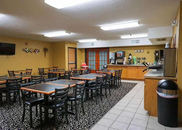 Quality Inn & Suites Watertown Near Prairie Lakes Ice Arena
