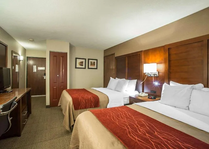 Quality Inn & Suites Boonville - Columbia