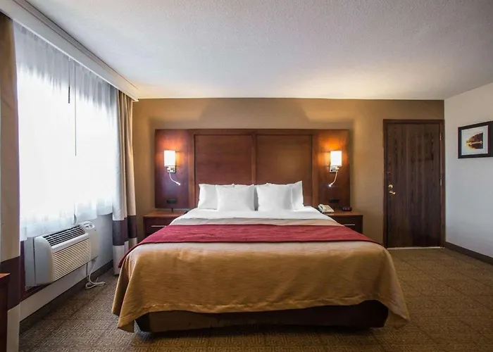 Quality Inn & Suites Boonville - Columbia