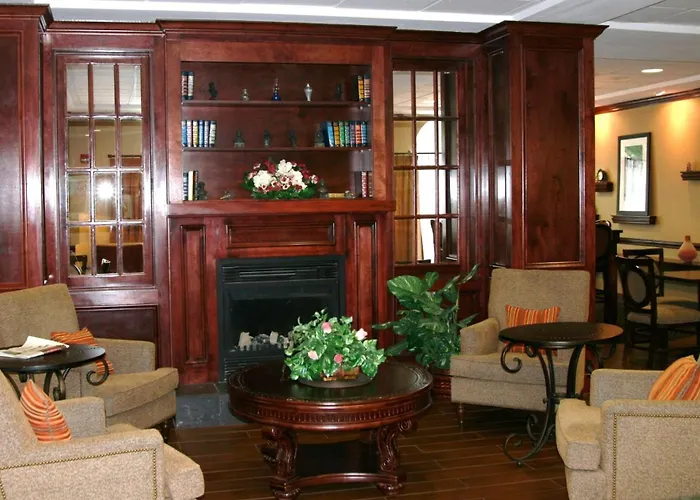 Hampton Inn Newberry Opera House