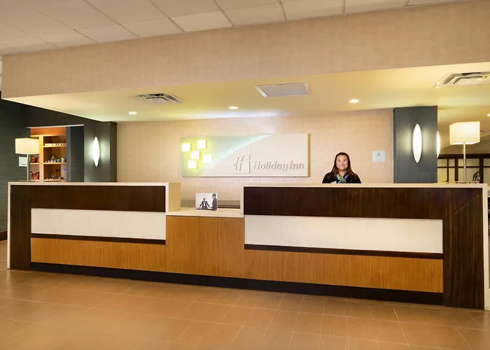 Holiday Inn And Suites Charleston West By Ihg