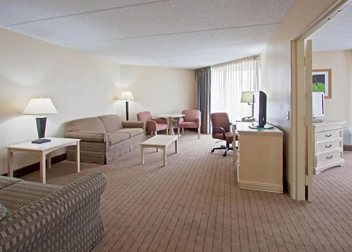 Holiday Inn Express- North Palm Beach And Ihg Hotel