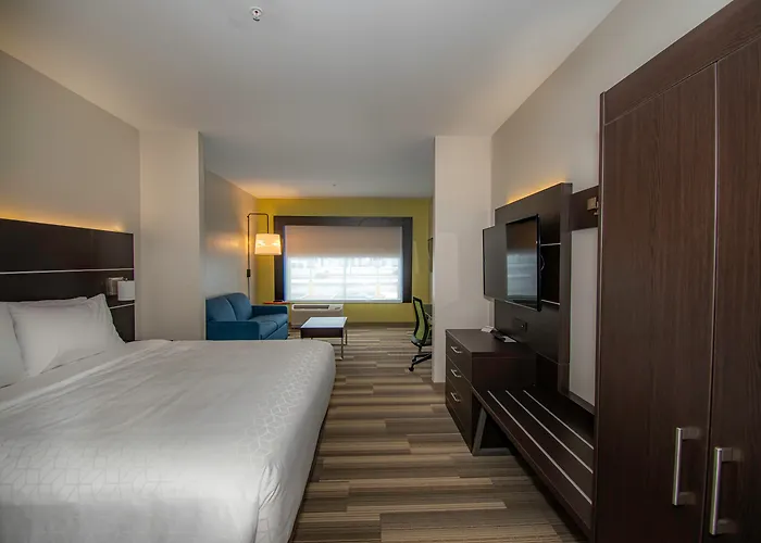 Holiday Inn Express & Suites Tonawanda - Buffalo Area By Ihg