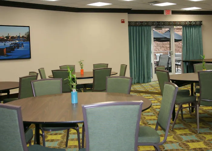 Hampton Inn & Suites Exeter